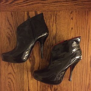 Penthouse ( Ellie Shoes ) black patent booties